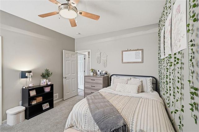 2115 Prairie Creek Drive, Kearney, MO 64060