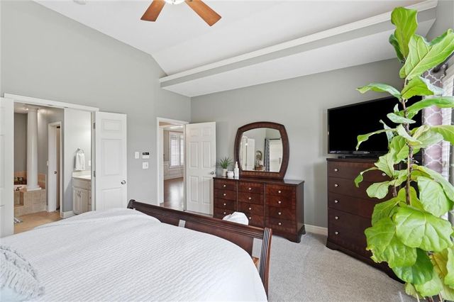 2115 Prairie Creek Drive, Kearney, MO 64060