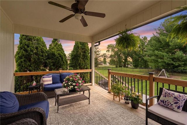 2115 Prairie Creek Drive, Kearney, MO 64060