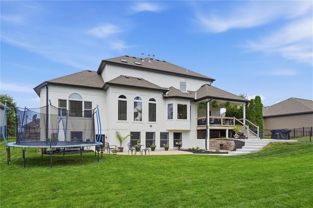 2115 Prairie Creek Drive, Kearney, MO 64060