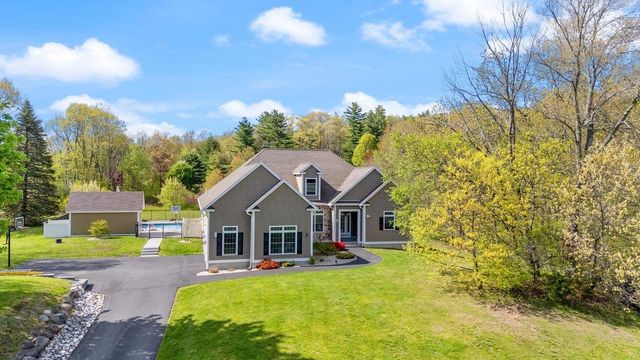 5 Primrose Lane, Salem, NH 03079