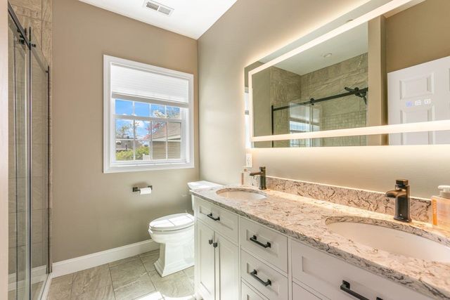 5 Primrose Lane, Salem, NH 03079