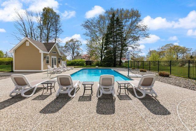 5 Primrose Lane, Salem, NH 03079