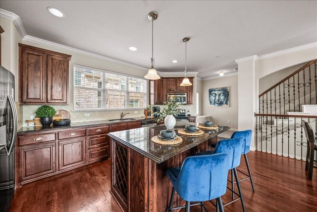 2700 Club Ridge Drive 34, Lewisville, TX 75067