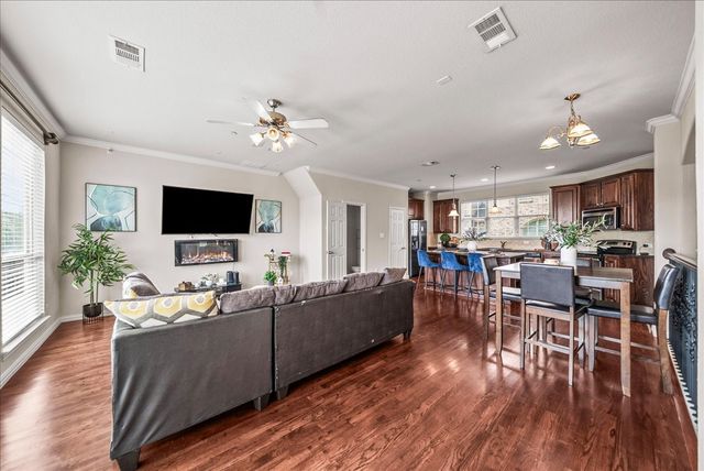 2700 Club Ridge Drive 34, Lewisville, TX 75067