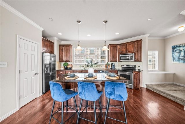 2700 Club Ridge Drive 34, Lewisville, TX 75067