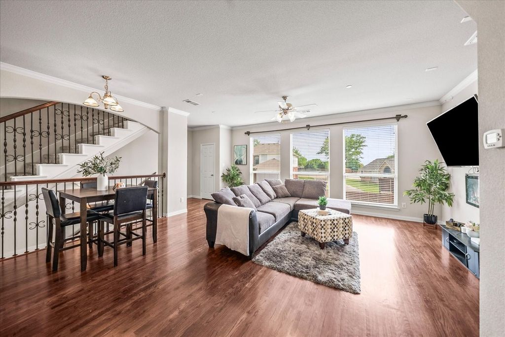 2700 Club Ridge Drive 34, Lewisville, TX 75067