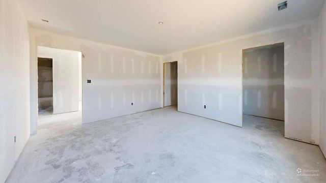 2266 Smith Mountain Lake PKWY, Huddleston, VA 24104