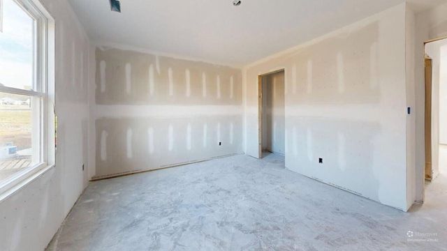 2266 Smith Mountain Lake PKWY, Huddleston, VA 24104