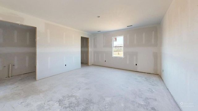 2266 Smith Mountain Lake PKWY, Huddleston, VA 24104