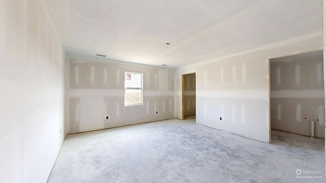 2266 Smith Mountain Lake PKWY, Huddleston, VA 24104