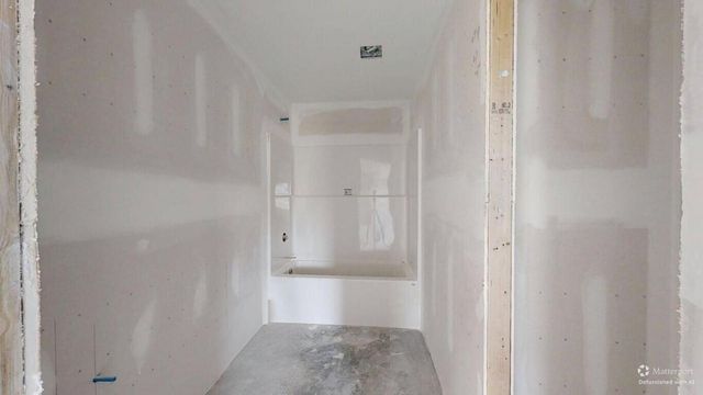 2266 Smith Mountain Lake PKWY, Huddleston, VA 24104