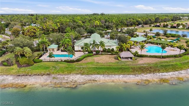 20684 Plumwood LOOP, North Fort Myers, FL 33917