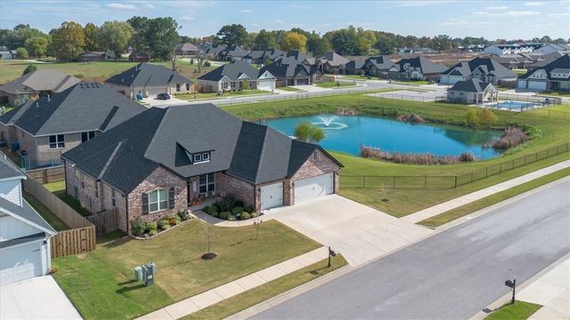 2100 Crandall Road, Pea Ridge, AR 72751