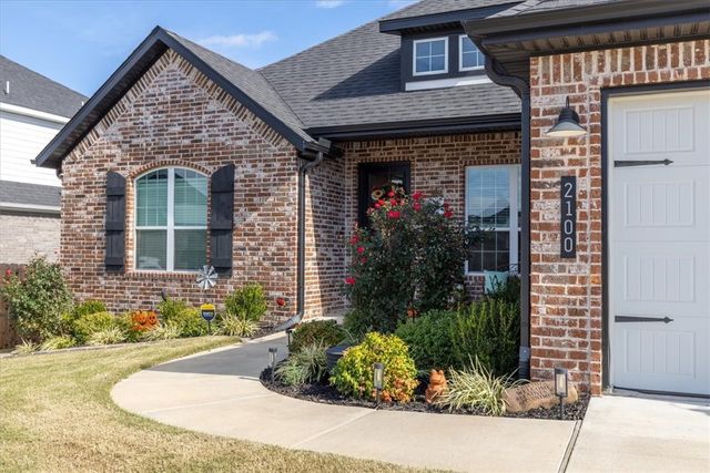 2100 Crandall Road, Pea Ridge, AR 72751