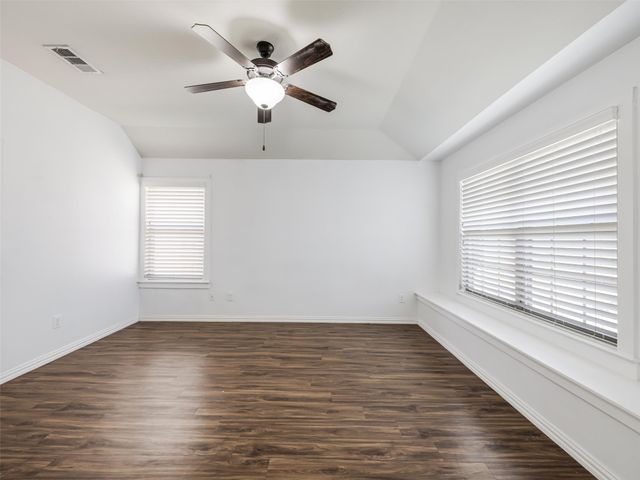 4918 Villas Drive, Sanger, TX 76266