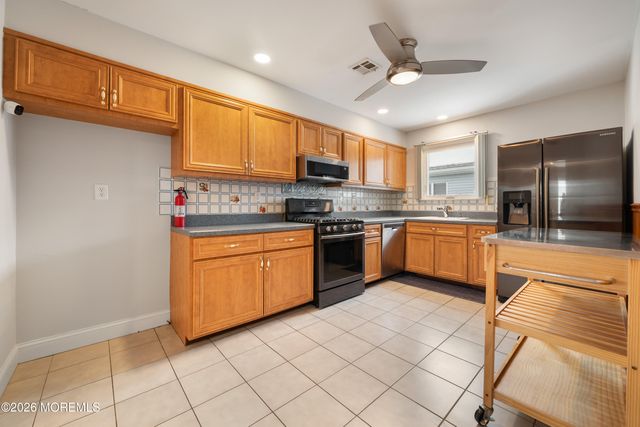 20 Camrose Street, Toms River, NJ 08757