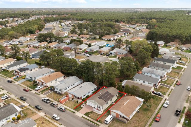 20 Camrose Street, Toms River, NJ 08757