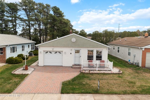 20 Camrose Street, Toms River, NJ 08757