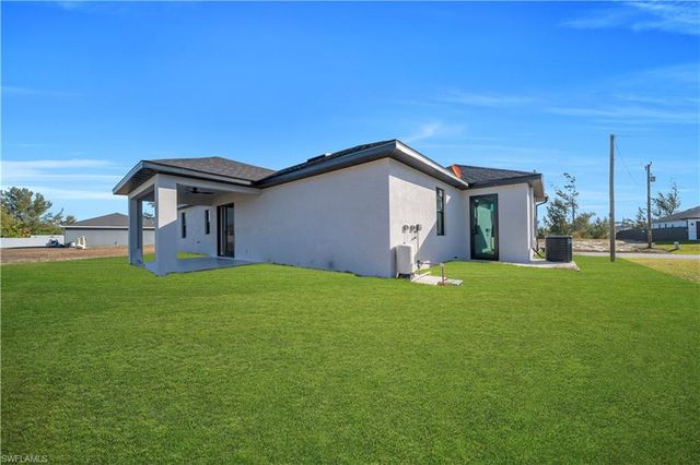 1120 NW 20th PL, Cape Coral, FL 33993