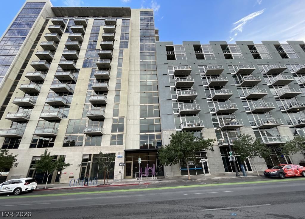 353 East Bonneville Avenue 631, Las Vegas, NV 89101 — exterior