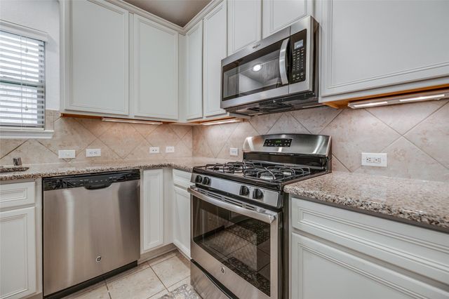 7123 Panther Ridge Drive, Spring, TX 77389