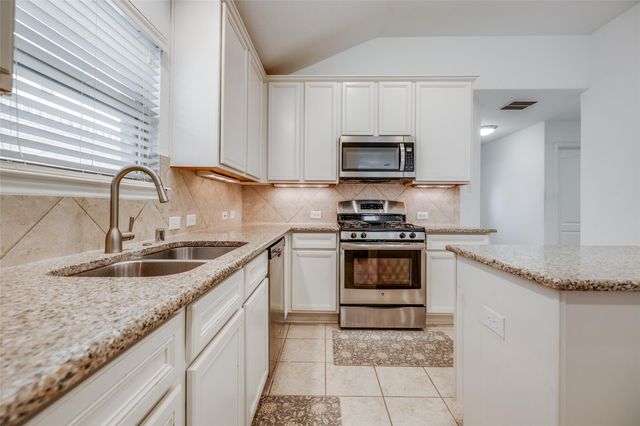 7123 Panther Ridge Drive, Spring, TX 77389