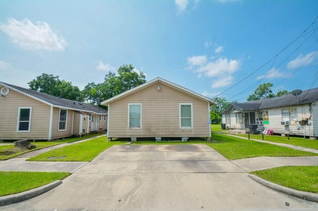 6014 Collingsworth Street 2, Houston, TX 77026