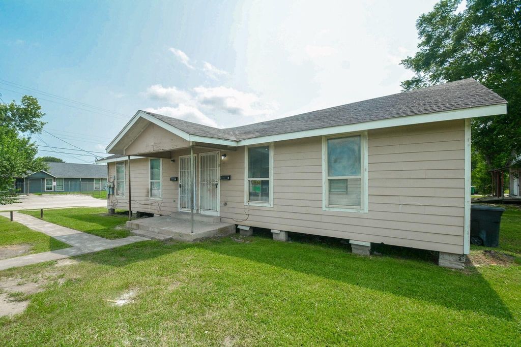 6014 Collingsworth Street 2, Houston, TX 77026