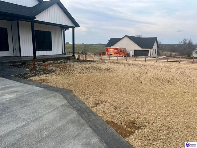 308 Thompson Road, Rineyville, KY 40162