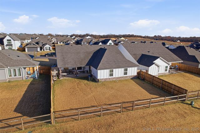 7402 E 89th Street N, Owasso, OK 74055