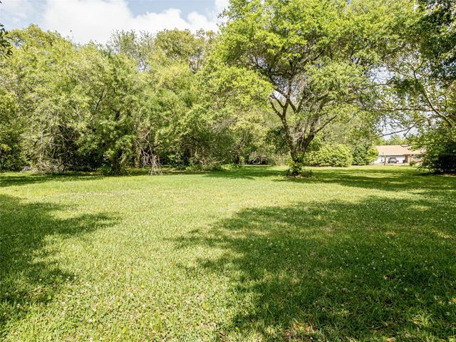 3804 Shady Lane, Santa Fe, TX 77517