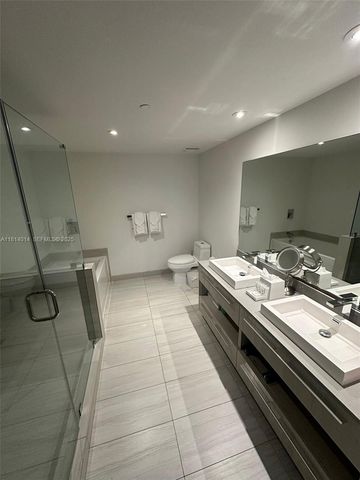 4010 S Ocean Drive R1707, Hollywood, FL 33019