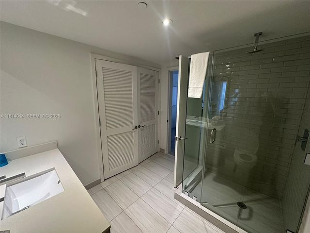 4010 S Ocean Drive R1707, Hollywood, FL 33019