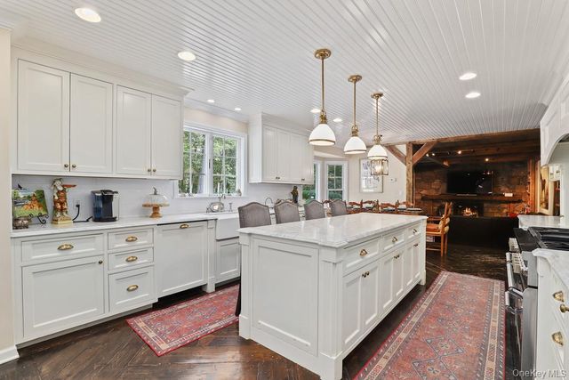33 Peters Lane, Pound Ridge, NY 10576