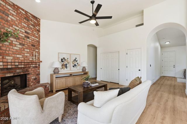 731 N HARMON Court, Chandler, AZ 85226
