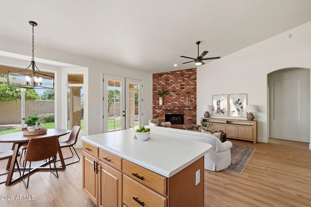 731 N HARMON Court, Chandler, AZ 85226