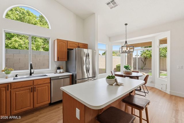 731 N HARMON Court, Chandler, AZ 85226