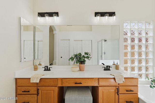 731 N HARMON Court, Chandler, AZ 85226