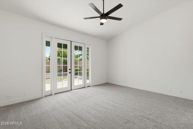 731 N HARMON Court, Chandler, AZ 85226