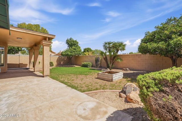 731 N HARMON Court, Chandler, AZ 85226
