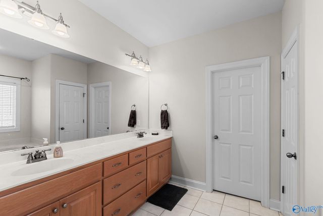 365 Weatherford Drive NW, Madison, AL 35757