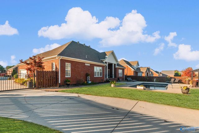 365 Weatherford Drive NW, Madison, AL 35757