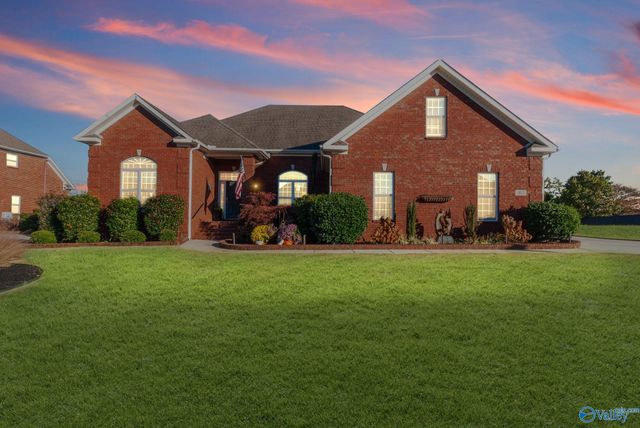 365 Weatherford Drive NW, Madison, AL 35757