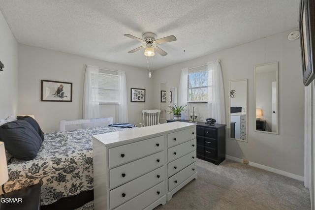 728 Schneider Lane, Sevierville, TN 37862