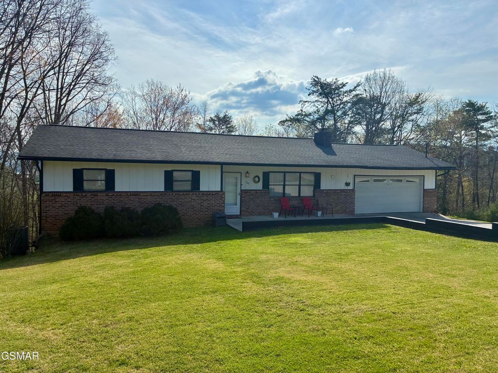 728 Schneider Lane, Sevierville, TN 37862