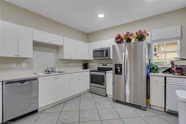 4236 Bellasol CIR 1021, Fort Myers, FL 33916