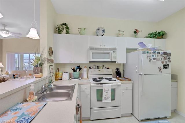4236 Bellasol CIR 1021, Fort Myers, FL 33916