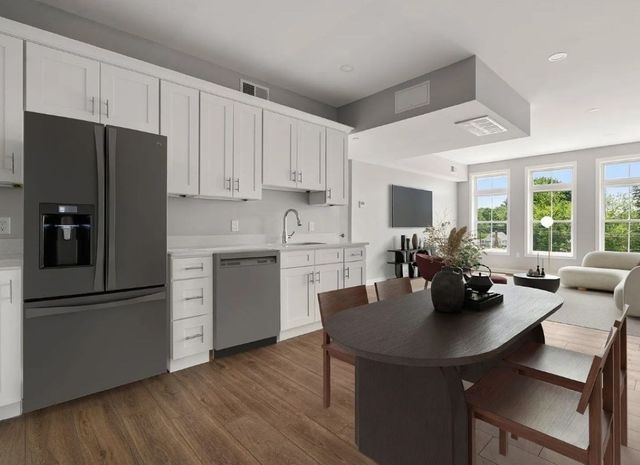 596 North Avenue 303, Wakefield, MA 01880