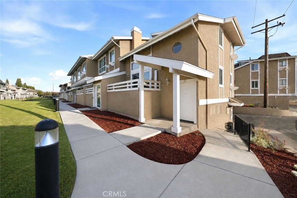 981 W Imperial Hwy #23, La Habra, CA 90631 — photo 2